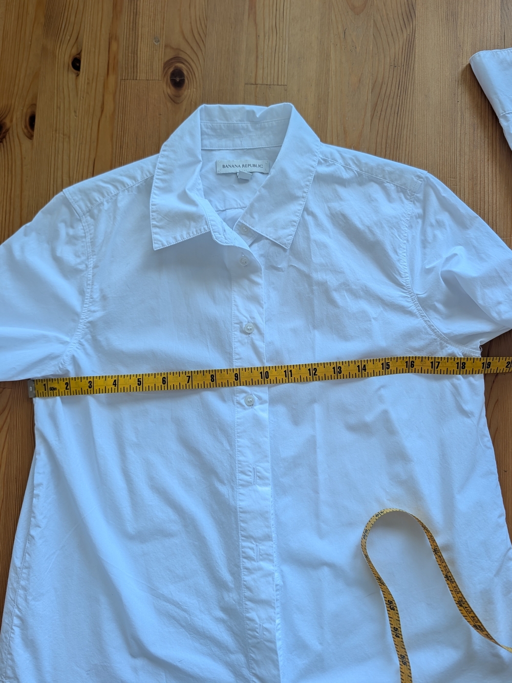 Banana Republic White 100% Cotton Button Down Shirt Size S Classic - Picture 8 of 10